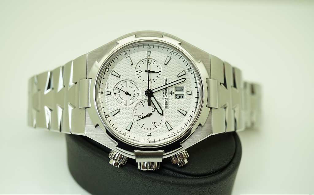 Vacheron Constantin Overseas Chronograph 49150 Luxury Watch Review 