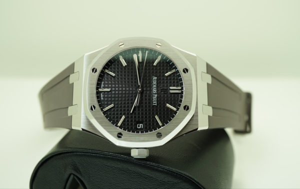 MINT Audemars PIGUET ROYAL OAK 15500 BLACK DIAL EXTRA AP RUBBER STRAP CLASP 2020 FULL SET