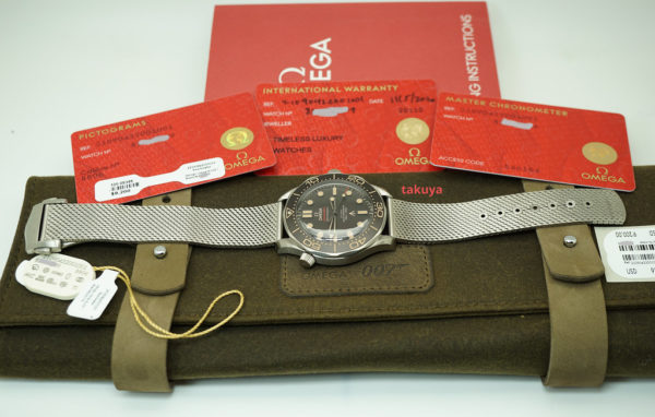 Omega SEAMASTER DIVER 300M 007 JAMES BOND TITANIUM MESH BRACELET 2020 WARRANTY FULL SET - Image 2