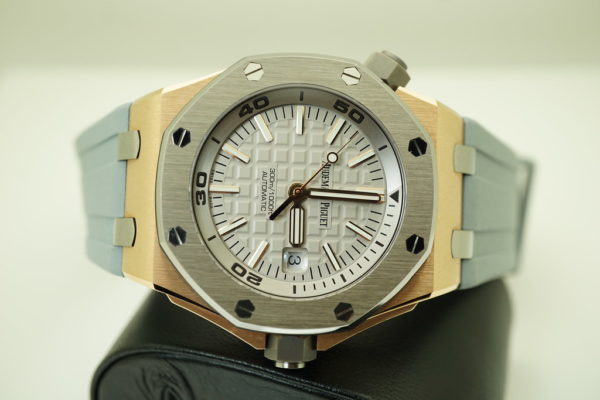 Audemars PIGUET ROYAL OAK OFFSHORE DIVER PINK GOLD JAPAN LIMITED 500 WARRANTY - Image 9