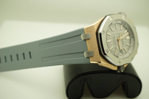 Audemars PIGUET ROYAL OAK OFFSHORE DIVER PINK GOLD JAPAN LIMITED 500 WARRANTY - Image 5