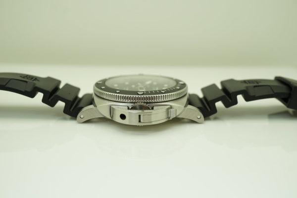 MINT Panerai PAM 683 LUMINOR SUBMERSIBLE 1950 CERAMIC BEZEL 42MM 2021 WARRANTY - Image 3