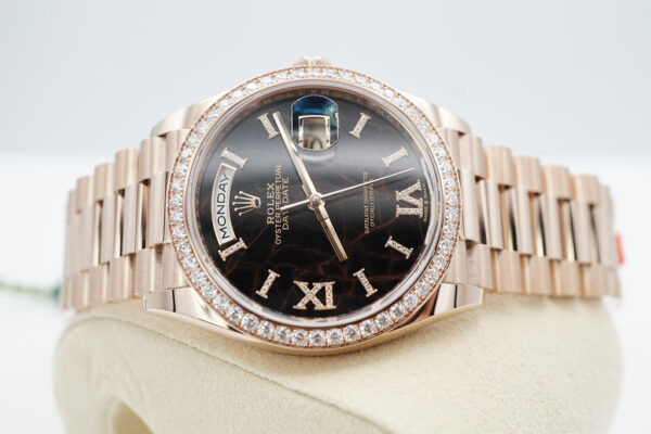 BRAND NEW Rolex 128345RBR DAY DATE 36 ROSE GOLD EISENKIESEL DIAMOND DIAL BEZEL 2023 FULL SET - Image 10