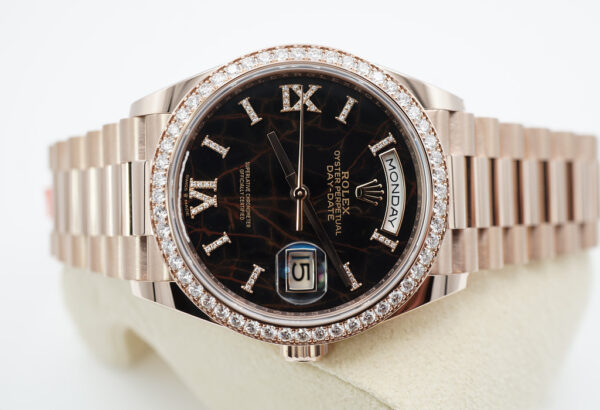 BRAND NEW Rolex 128345RBR DAY DATE 36 ROSE GOLD EISENKIESEL DIAMOND DIAL BEZEL 2023 FULL SET - Image 9