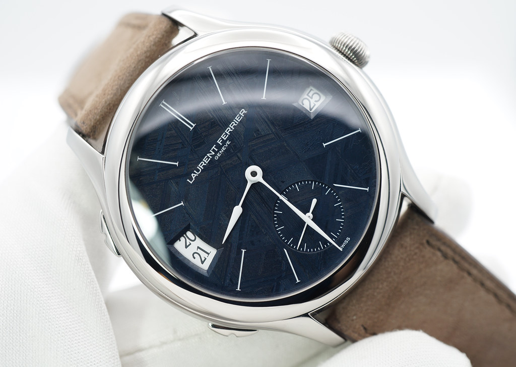 Laurent Ferrier US EXCLUSIVE CLASSIC TRAVELLER METEORITE 2022