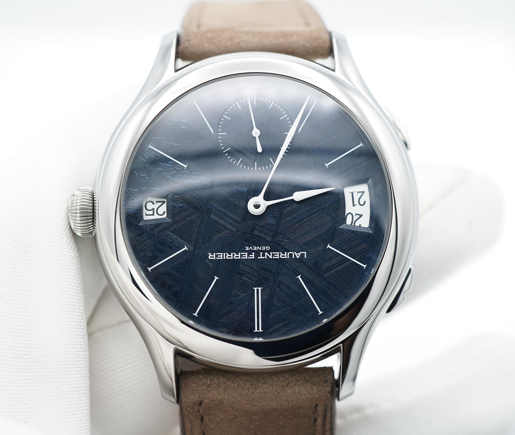 Laurent Ferrier US EXCLUSIVE CLASSIC TRAVELLER METEORITE 2022