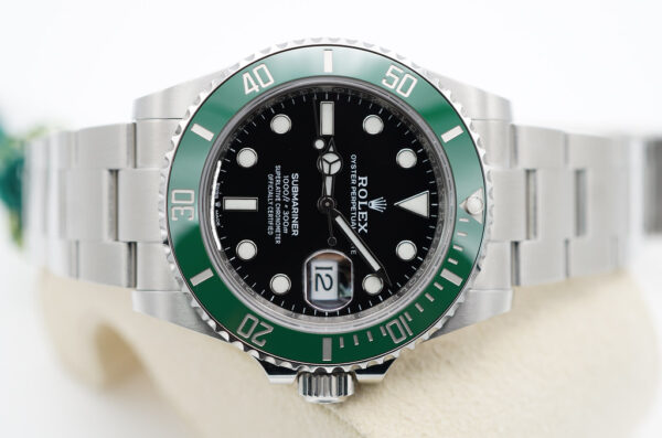 BRAND NEW Rolex 126610LV SUBMARINER GREEN BEZEL BLACK DIAL 2023 41MM COMPLETE SET - Image 9