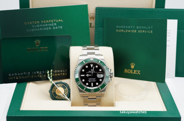 BRAND NEW Rolex 126610LV SUBMARINER GREEN BEZEL BLACK DIAL 2023 41MM COMPLETE SET - Image 2