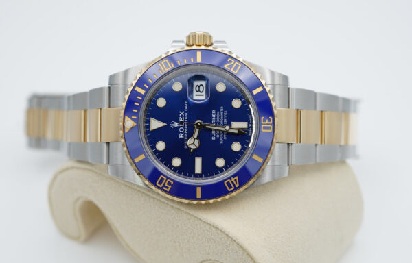 Rolex 126613LB SUBMARINER BLUESY YELLOW GOLD STEEL BLUE DIAL 2022 41MM FULL SET - Image 10