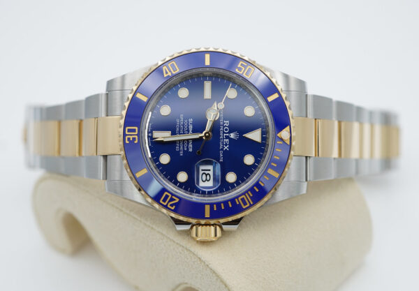 Rolex 126613LB SUBMARINER BLUESY YELLOW GOLD STEEL BLUE DIAL 2022 41MM FULL SET - Image 9