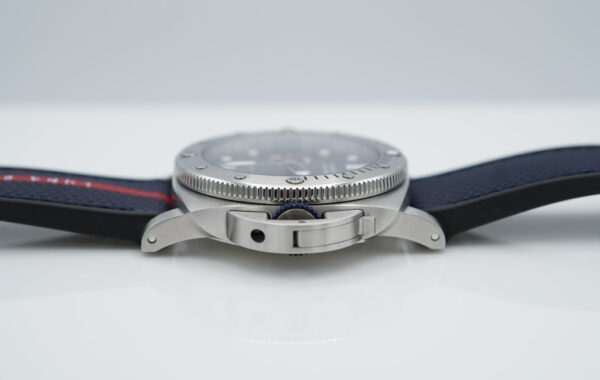 PANERAI PAM 1391 SUBMERSIBLE Quarantaquattro LUNA ROSSA 44MM 2023 FULL SET - Image 3