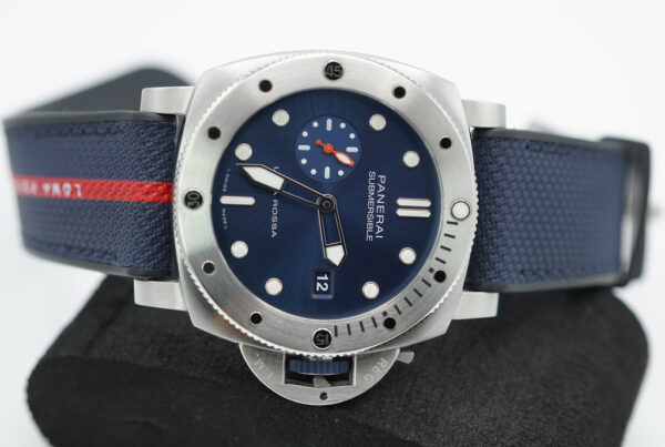 PANERAI PAM 1391 SUBMERSIBLE Quarantaquattro LUNA ROSSA 44MM 2023 FULL SET - Image 7