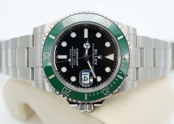 Rolex 126610LV SUBMARINER 41 GREEN BEZEL STARBUCKS 2021 WARRANTY COMPLETE SET - Image 9