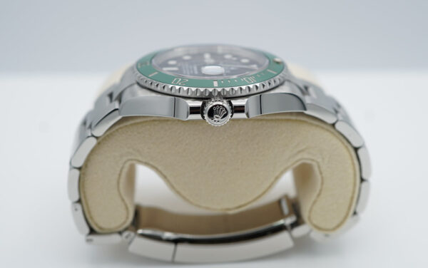 Rolex 126610LV SUBMARINER 41 GREEN BEZEL STARBUCKS WARRANTY COMPLETE SET - Image 3