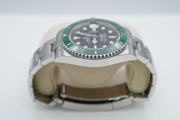 Rolex 126610LV SUBMARINER 41 GREEN BEZEL STARBUCKS WARRANTY COMPLETE SET - Image 4