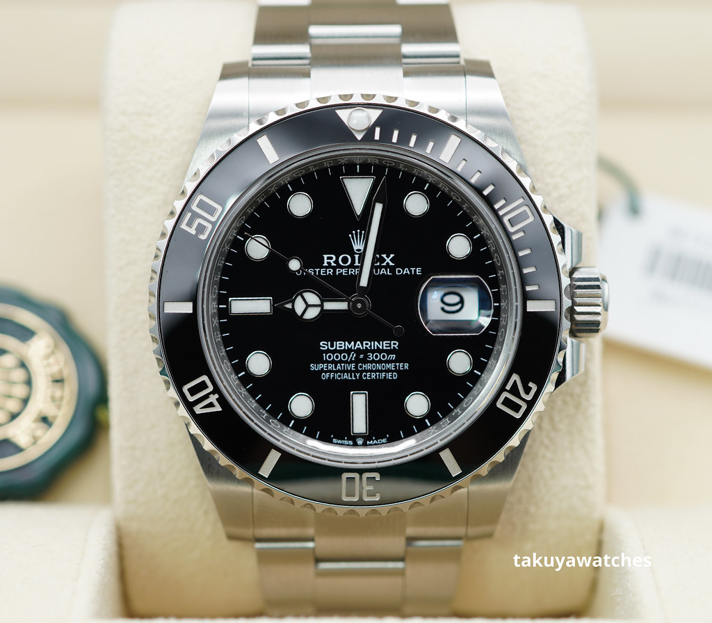 Rolex 126610LV SUBMARINER GREEN BEZEL STARBUCKS 41MM 2023 WARRANTY FULL SET  - Takuya Watches