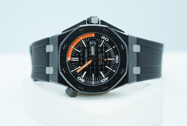 Audemars PIGUET ROYAL OAK OFFSHORE DIVER CERAMIC 15707CE 42MM COMPLETE SET - Image 10