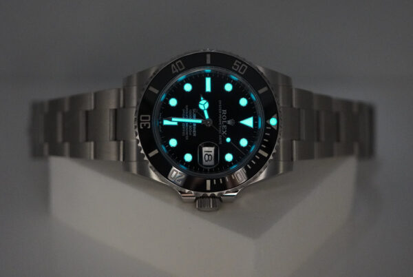 Rolex 126610LN SUBMARINER DATE 41 NEW MODEL 2021 WARRANTY COMPLETE SET - Image 11