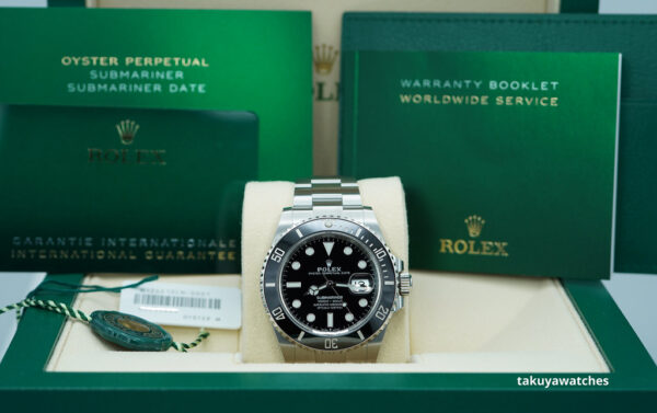 Rolex 126610LN SUBMARINER DATE 41 NEW MODEL 2021 WARRANTY COMPLETE SET - Image 2