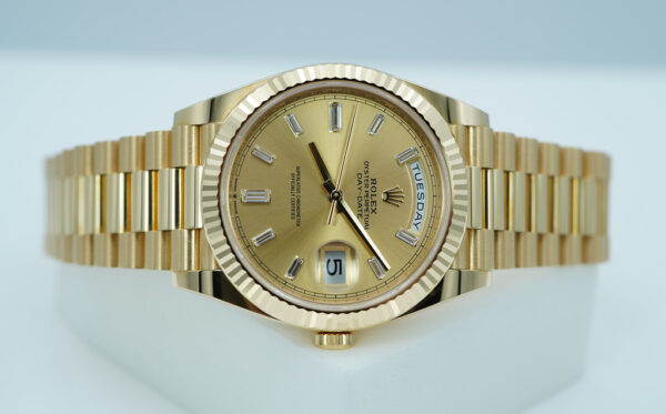 Rolex 228238 DAY DATE 40 YELLOW GOLD CHAMPAGNE BAGUETTE DIAL 2023 FULL SET - Image 9