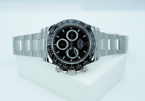 Rolex 126500LN DAYTONA STAINLESS STEEL BLACK DIAL NEW MODEL WARRANTY FULL SET - Image 9