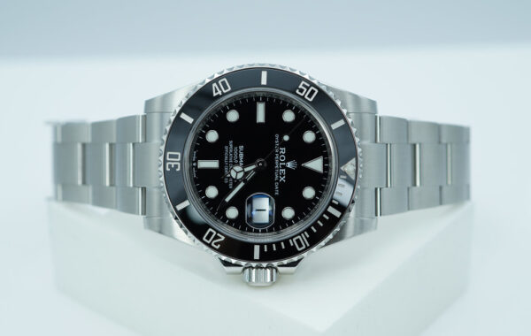 Rolex 126610LN SUBMARINER DATE 41 NEW MODEL 2020 WARRANTY COMPLETE SET - Image 9