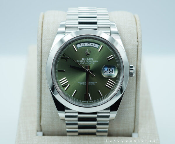 Rolex 228206 DAY DATE 40 PLATINUM OLIVE GREEN ROMAN DIAL 2021 WARRANTY FULL SET