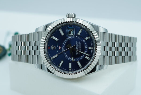 BRAND NEW Rolex 336934 SKY-DWELLER BLUE DIAL JUBILEE BAND NEW MODEL 2024 FULL SET - Image 10