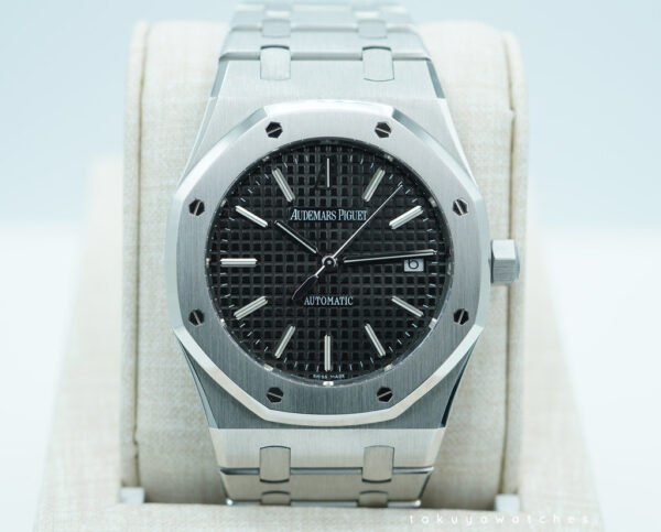 Audemars PIGUET ROYAL OAK 15300ST BLACK DIAL 39MM SERVICED WARRANTY FULL SET