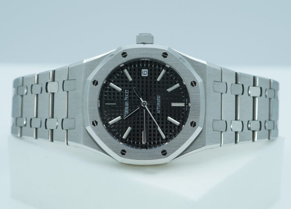 Audemars PIGUET ROYAL OAK 15300ST BLACK DIAL 39MM SERVICED WARRANTY FULL SET - Image 10