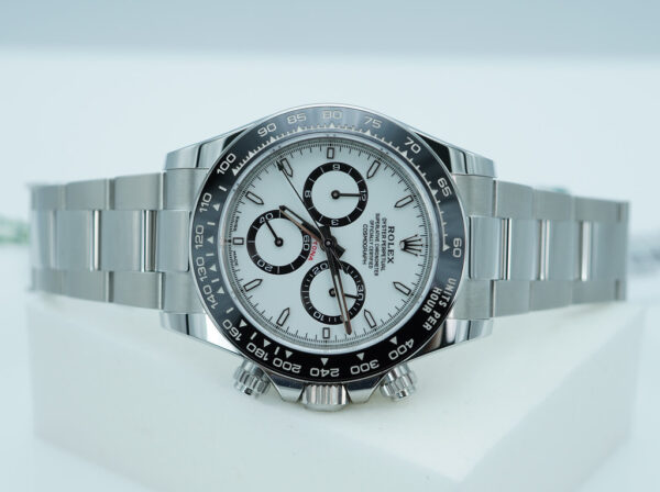 Rolex 126500LN DAYTONA STAINLESS STEEL WHITE DIAL NEW MODEL 2024 COMPLETE SET - Image 9