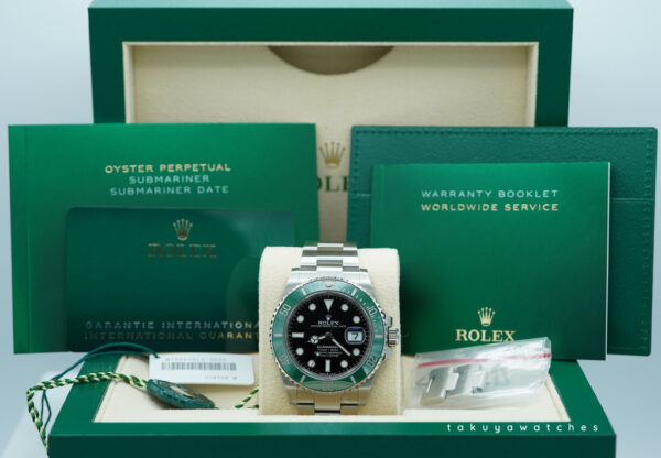 Rolex 126610LV SUBMARINER 41 GREEN MK1 BEZEL BLACK DIAL 2022 WARRANTY FULL SET - Image 2