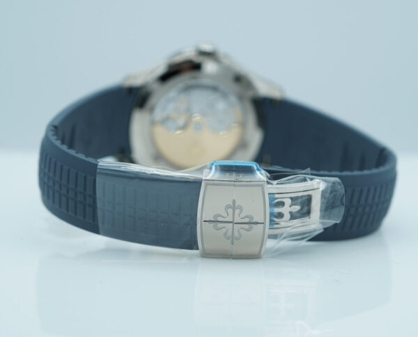 BRAND NEW Patek PHILIPPE 5164G AQUANAUT TRAVEL TIME WHITE GOLD BLUE DIAL 2024 MODEL - Image 7