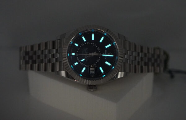 BRAND NEW Rolex 336934 SKY-DWELLER BLACK DIAL JUBILEE BAND NEW MODEL 2024 FULL SET - Image 11