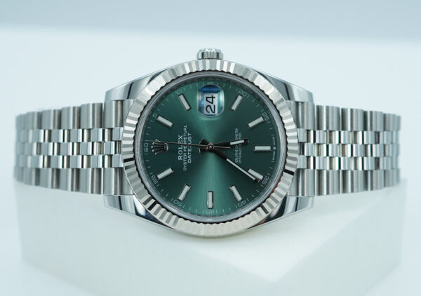 Rolex 126334 DATEJUST 41 FLUTED BEZEL MINT GREEN DIAL JUBILEE BAND 2024 FULL SET - Image 10