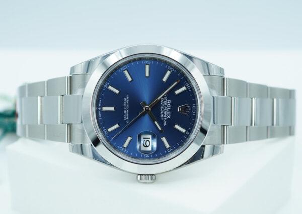 BRAND NEW Rolex 126300 DATEJUST 41 BLUE STICK DIAL OYSTER BAND 2024 FULL SET - Image 9