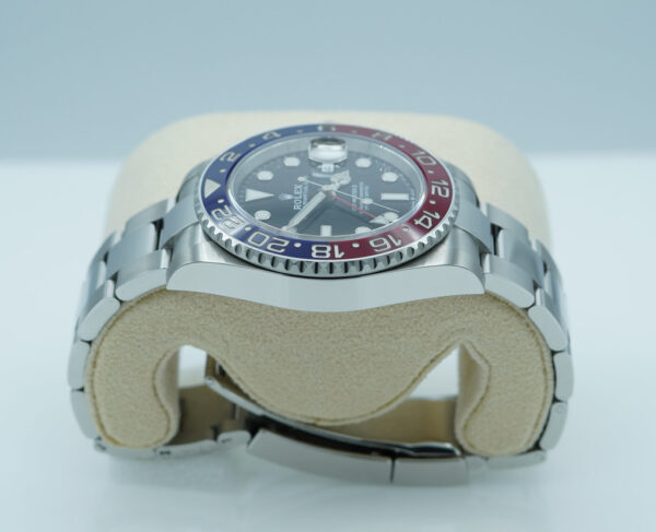 Rolex 126710BLRO PEPSI GMT MASTER II RED BLUE BEZEL OYSTER 2021 FULL SET - Image 4