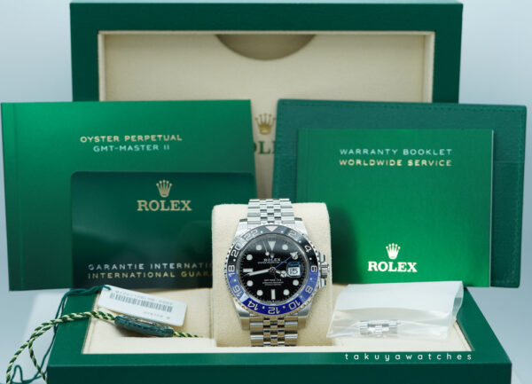 Rolex 126710BLNR GMT MASTER 2 BLACK BLUE BEZEL JUBILEE 2023 COMPLETE SET - Image 2