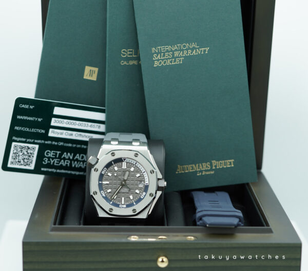 Audemars PIGUET ROYAL OAK OFFSHORE DIVER 15720ST GREY DIAL 2023 WARRANTY FULL SET - Image 2