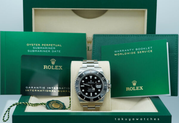 Rolex 126610LN SUBMARINER DATE 41 NEW MODEL 2024 WARRANTY COMPLETE SET - Image 2