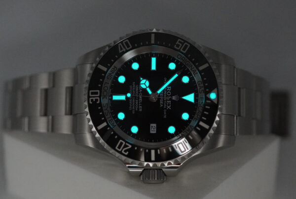 Rolex 126660 DEEPSEA SEA-DWELLER BLACK DIAL 2022 WARRANTY FULL SET - Image 11