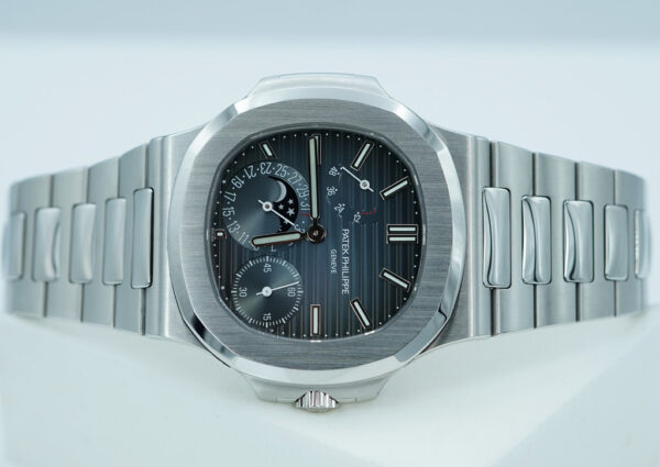 Patek PHILIPPE 5712/1A STAINLESS STEEL NAUTILUS BLUE DIAL MOONPHASE 2022 FULL SET - Image 10