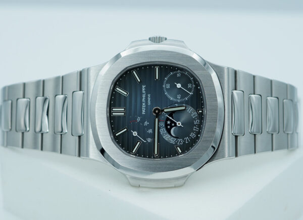 Patek PHILIPPE 5712/1A STAINLESS STEEL NAUTILUS BLUE DIAL MOONPHASE 2022 FULL SET - Image 11