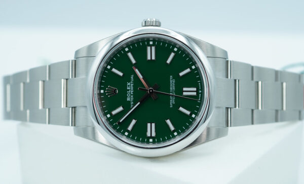 BRAND NEW Rolex 124300 OYSTER PERPETUAL 41 GREEN DIAL 2025 WARRANTY STICKERS FULL SET - Image 10