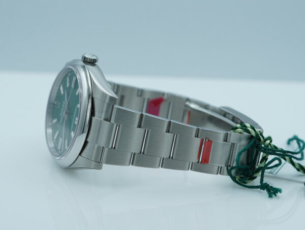 BRAND NEW Rolex 124300 OYSTER PERPETUAL 41 GREEN DIAL 2025 WARRANTY STICKERS FULL SET - Image 5