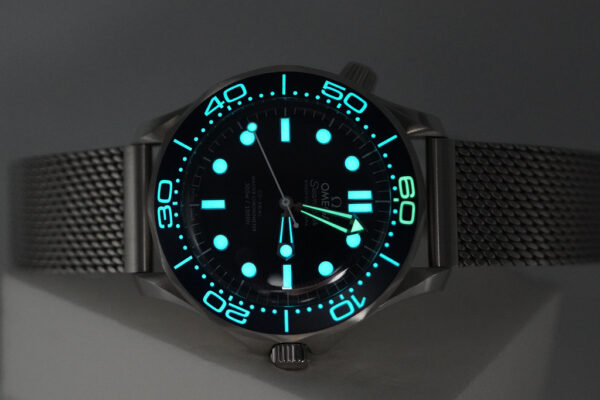 OMEGA SEAMASTER DIVER 300M 007 JAMES BOND 60th ANNIVERSARY 2023 WARRANTY FULL SET - Image 11