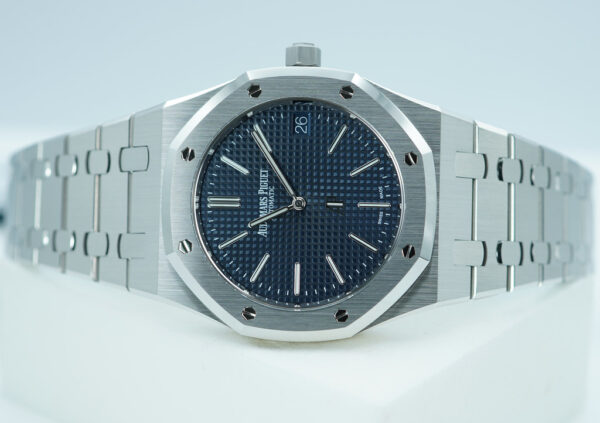 BRAND NEW Audemars PIGUET ROYAL OAK JUMBO 16202ST BLUE DIAL 2025 FULL SET - Image 10