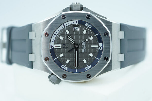 Audemars PIGUET ROYAL OAK OFFSHORE DIVER 15720ST GREY DIAL 2023 WARRANTY FULL SET - Image 10