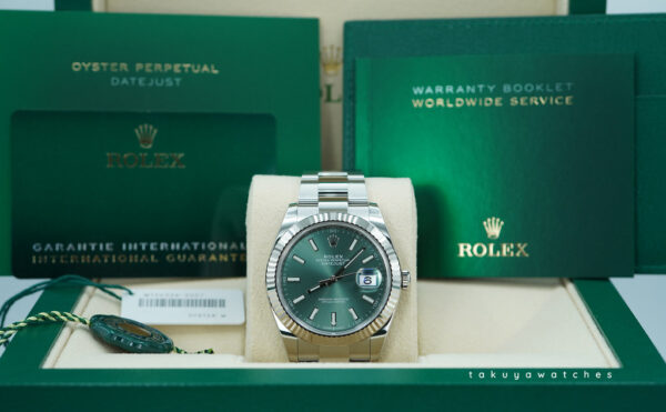 Rolex 126334 DATEJUST 41 FLUTED BEZEL MINT GREEN DIAL OYSTER BAND WARRANTY FULL SET - Image 2