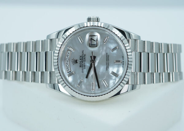 Rolex 128236 DAY DATE 36 PLATINUM WHITE MOP BAGUETTE DIAMOND DIAL 2024 FULL SET - Image 10